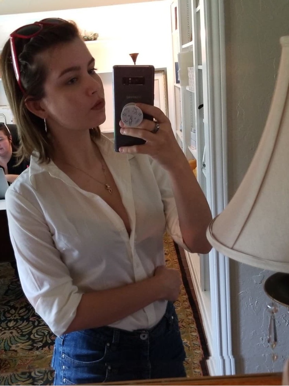 Howdy - Picture 1 of 2